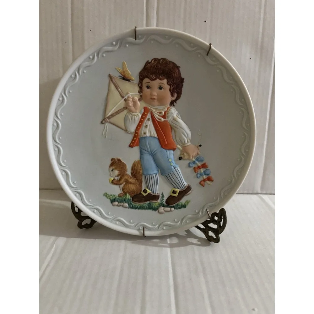 Cobblestone Kids Collector Plate  1982 